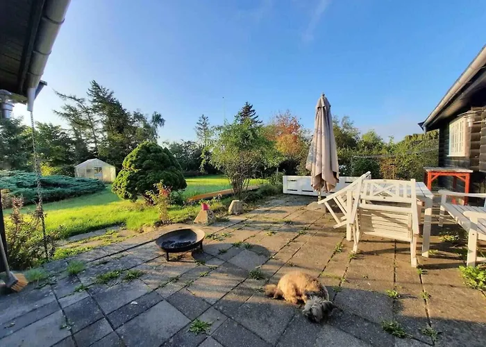 Dom wakacyjny Charming With A Large Lovely Garden Kirke-Hyllinge